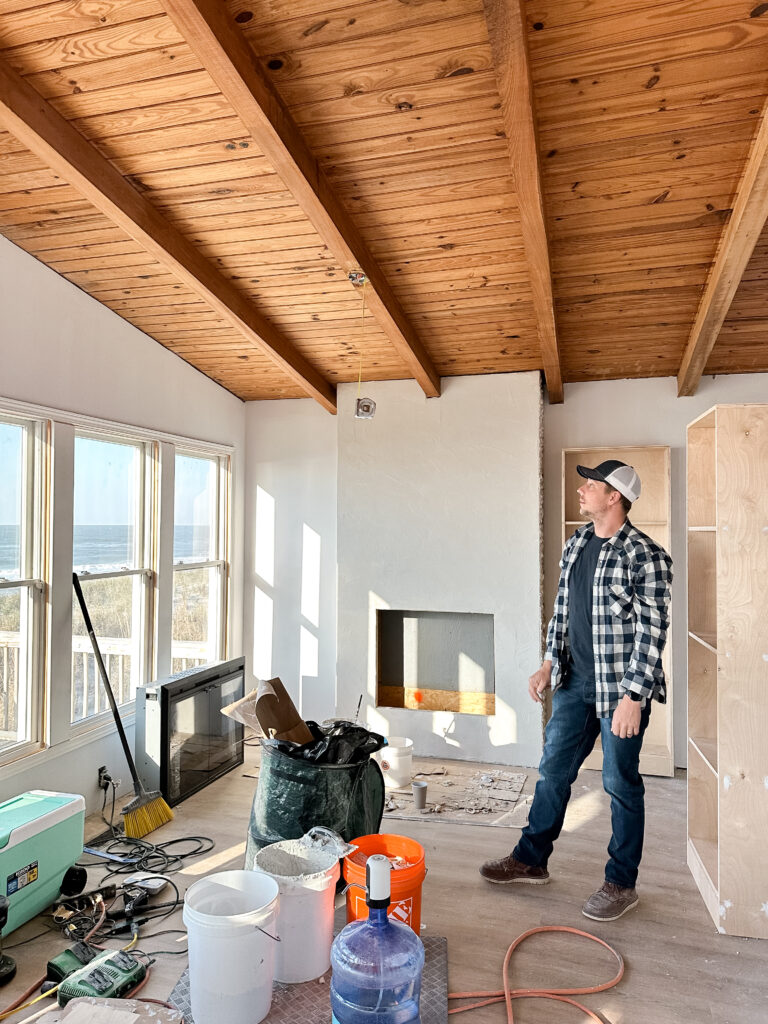 Battle on the Beach Living Room Sam and Sean - Team Taniya